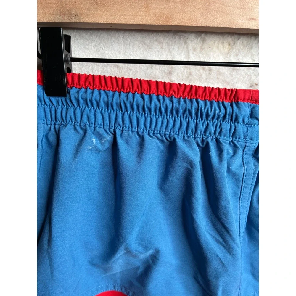 Chubbies Mens Swim Trunks Blue Red Colorblock Pineapple Logo 5.5 Inseam Small